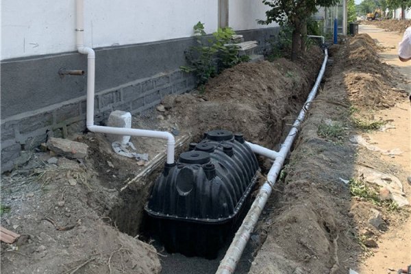 鹏洲塑业户厕改造三格化粪池施工方案