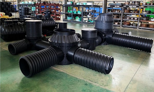 鹏洲检查井和排水管，农村污水治理、城区雨污分流的不二之选